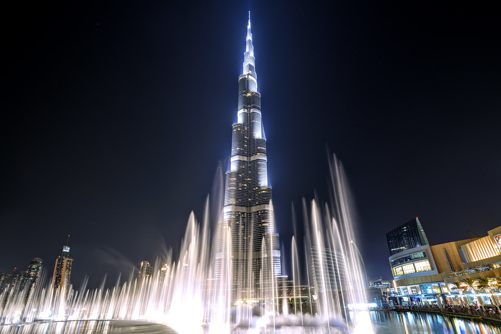 Dubai Fountain Near Burj Khalifa
